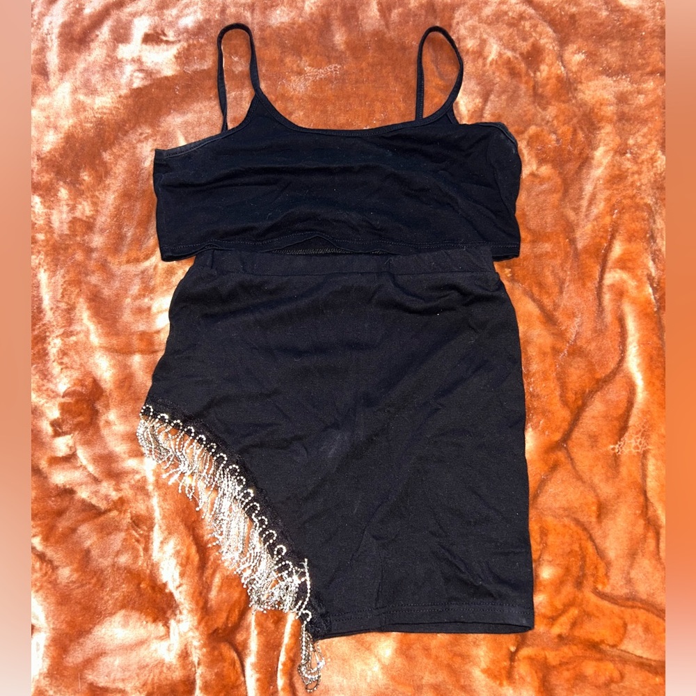 black two piece set